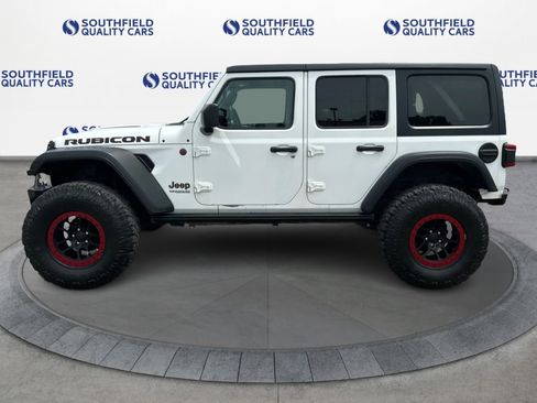 Used 2018 Jeep Wrangler Unlimited Rubicon w/ Dual Top Group AWD/4WD image 3