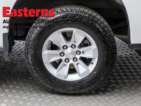 Used 2024 Chevrolet Silverado 1500 LT w/ Protection Package RWD image 8