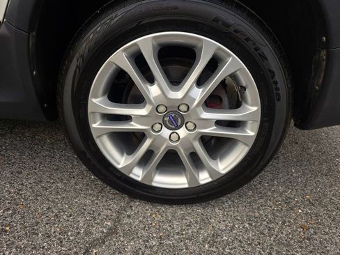 Used 2016 Volvo XC70 T5 Premier w/ Proximity Package FWD image 20