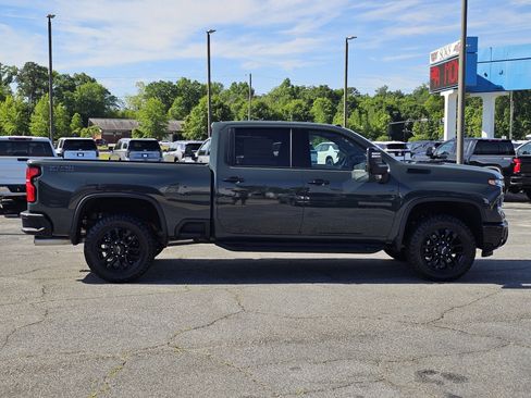 New 2026 Chevrolet Silverado 2500 LTZ w/ LTZ Plus Package AWD/4WD image 4