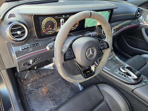 Used 2018 Mercedes-Benz E 63 AMG S image 5