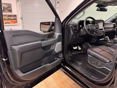 Used 2021 Ford F150 Lariat w/ Equipment Group 502A High AWD/4WD image 11