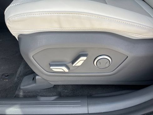 Used 2026 Hyundai Santa Fe SEL FWD image 21