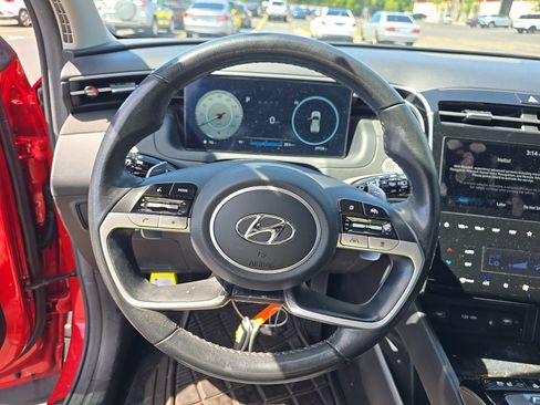 Used 2023 Hyundai Tucson Limited FWD image 13