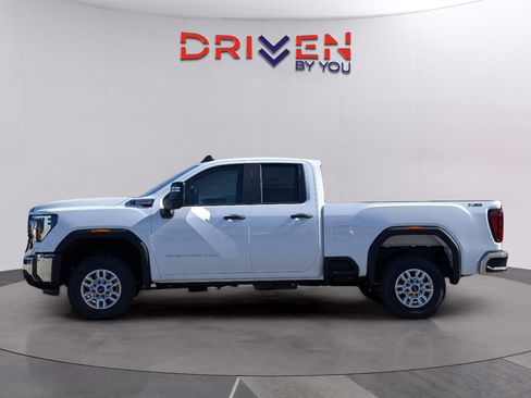 New 2025 GMC Sierra 2500 Pro w/ Convenience Package image 2