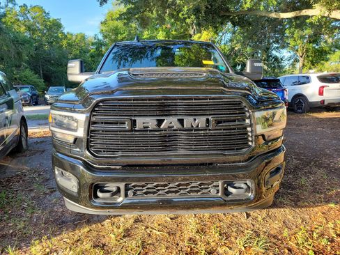Used 2024 RAM 2500 Laramie w/ Night Edition AWD/4WD image 7