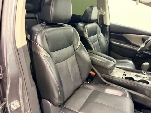 Used 2017 Nissan Murano Platinum w/ Platinum Technology Package AWD/4WD image 23