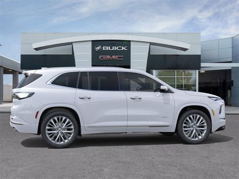New 2026 Buick Enclave Avenir image 5