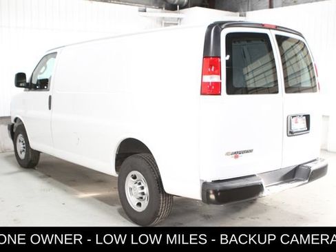 Used 2019 Chevrolet Express 3500 w/ Driver Convenience Package RWD image 26