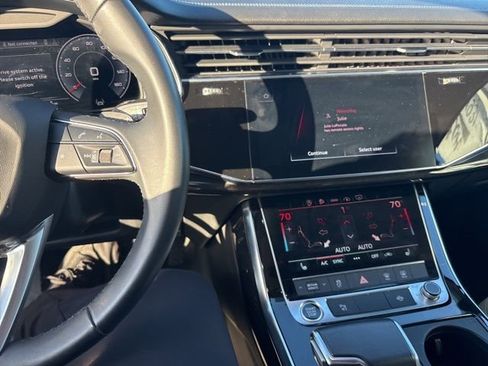 Used 2023 Audi Q7 2.0T Premium w/ Convenience Package image 6