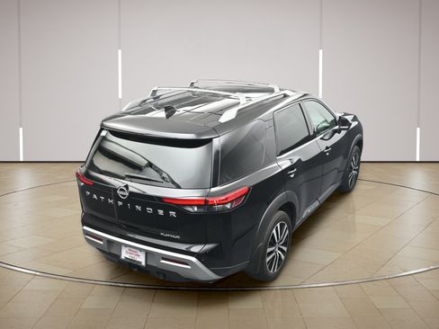 Certified 2025 Nissan Pathfinder Platinum w/ Cargo Package FWD image 37