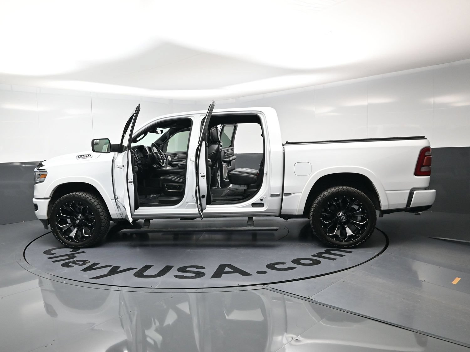 Used 2020 RAM 1500 Limited AWD/4WD image 20