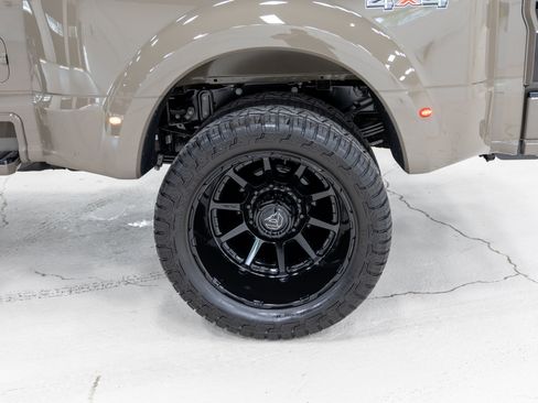 Used 2026 Ford F450 King Ranch w/ Chrome Package AWD/4WD image 37