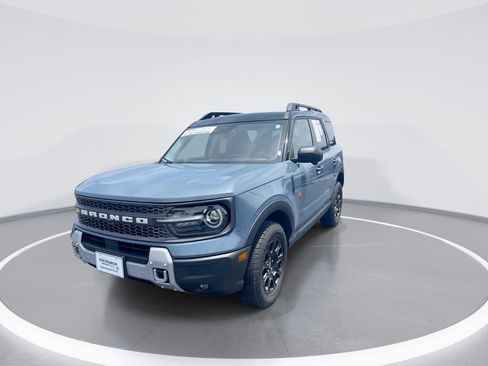 Used 2025 Ford Bronco Sport Badlands AWD/4WD image 4
