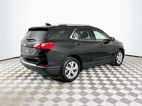 Used 2020 Chevrolet Equinox Premier image 7