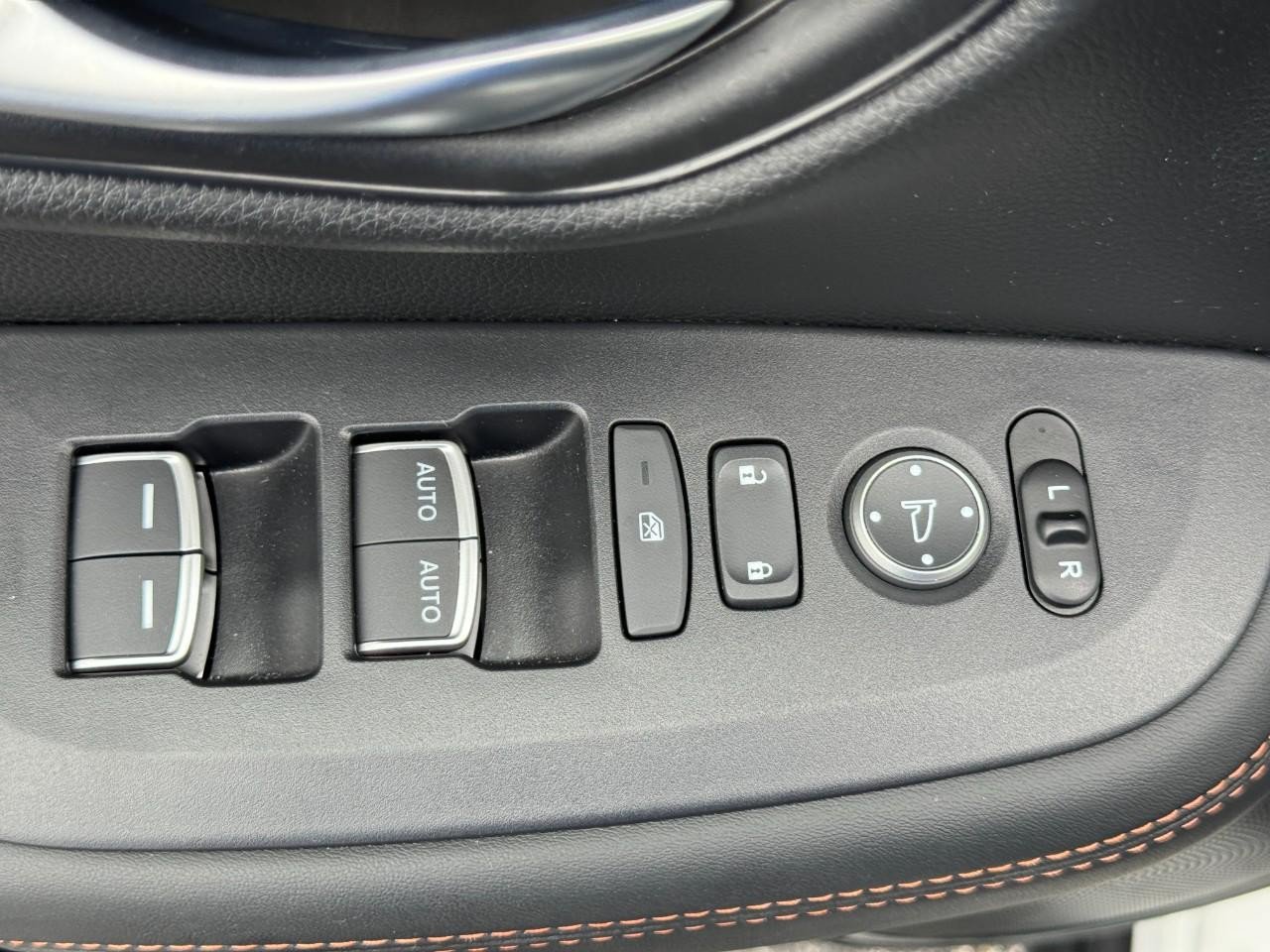 Certified 2026 Honda HR-V Sport image 19