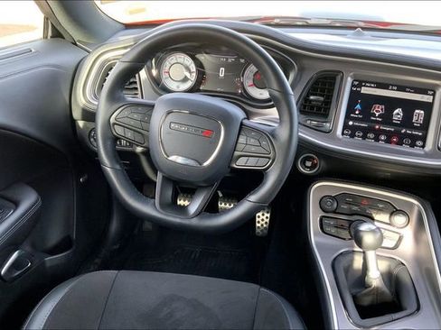 Used 2020 Dodge Challenger R/T w/ Plus Package image 5