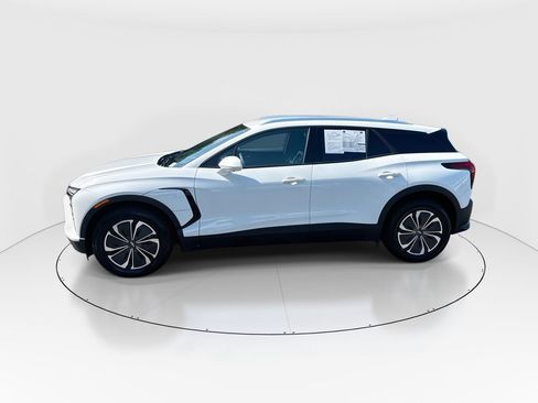 Used 2024 Chevrolet Blazer EV LT AWD/4WD image 5