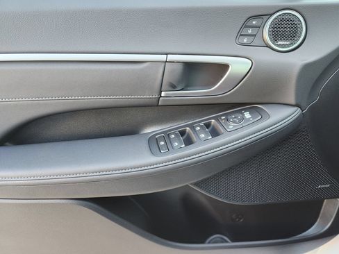 New 2026 Hyundai Sonata Limited FWD image 19