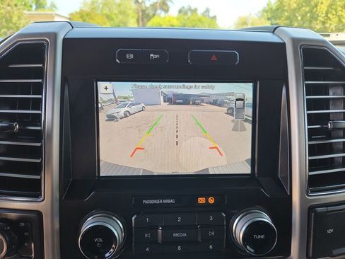Used 2019 Ford F250 Platinum AWD/4WD image 24