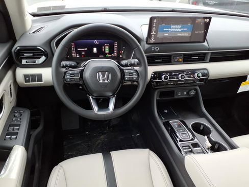 New 2026 Honda Pilot image 6