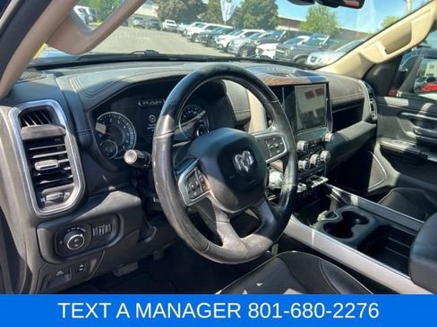 Used 2019 RAM 1500 Laramie AWD/4WD image 17
