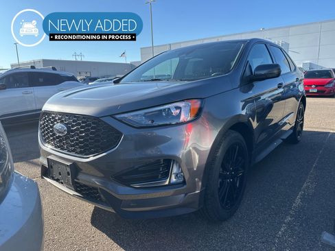 Used 2022 Ford Edge ST-Line w/ Class II Trailer Tow Package AWD/4WD image 1