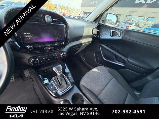 Certified 2023 Kia Soul EX FWD image 12