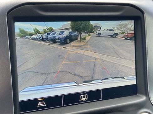Used 2021 GMC Sierra 1500 Elevation w/ Preferred Package AWD/4WD image 10