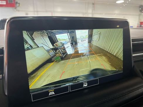 Used 2021 Chevrolet Tahoe Z71 w/ Rear Media and Nav Package AWD/4WD image 17