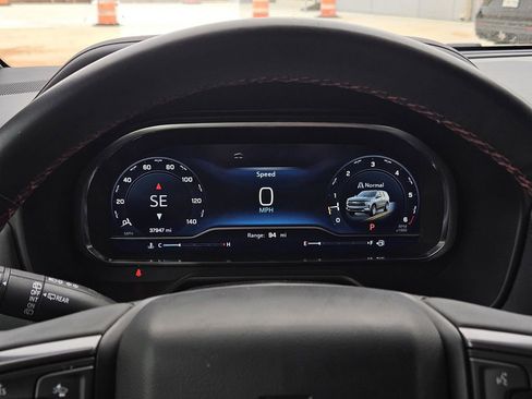 Used 2024 Chevrolet Tahoe RST w/ Luxury Package RWD image 19