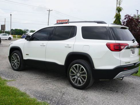 Used 2018 GMC Acadia SLT AWD/4WD image 19