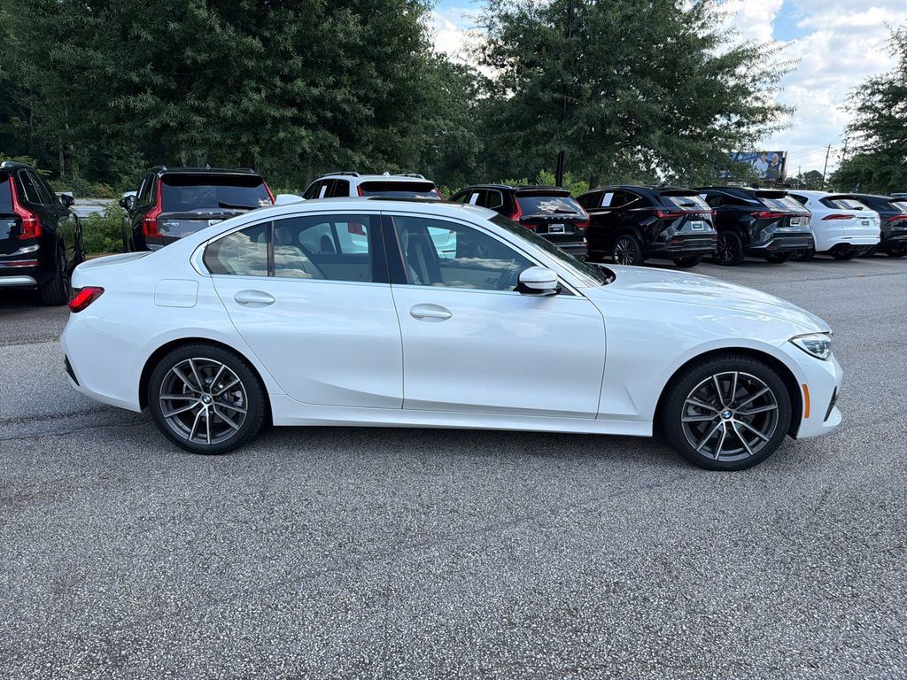 Used 2021 BMW 330i Sedan w/ Convenience Package RWD image 8