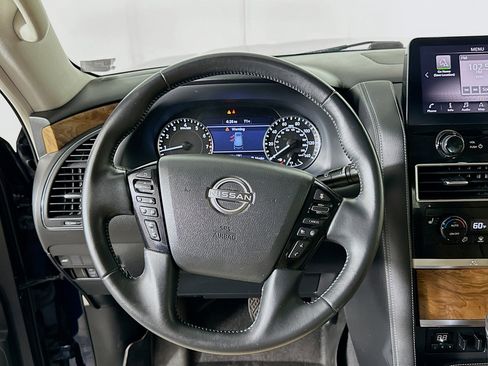 Used 2022 Nissan Armada SL w/ Captain's Chairs Package image 18