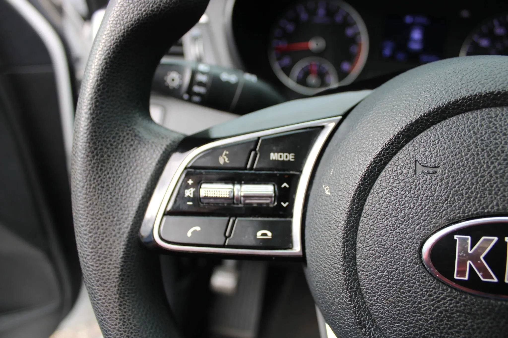Used 2020 Kia Optima LX FWD image 21