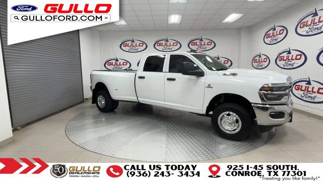 Used 2026 RAM 3500 Tradesman w/ Chrome Appearance Group A AWD/4WD image 2