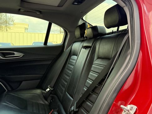 Used 2017 Alfa Romeo Giulia Ti w/ TI 19" Sport Package image 22