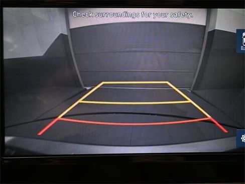 Used 2021 Hyundai Elantra SEL w/ Convenience Package image 20