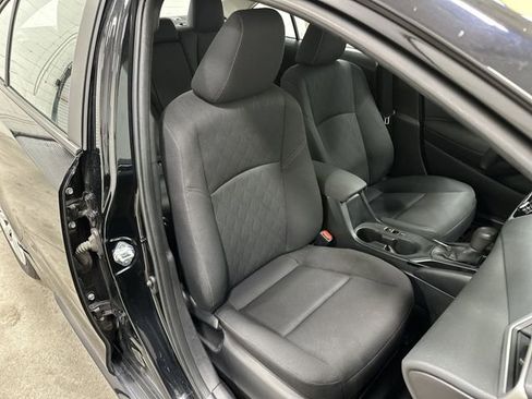 Used 2024 Toyota Corolla LE FWD image 24