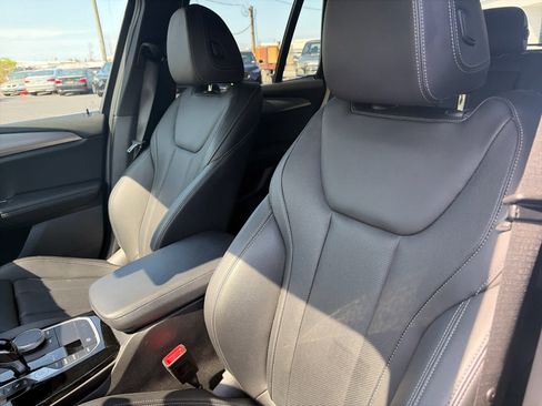Used 2024 BMW X3 sDrive30i w/ Premium Package RWD image 8