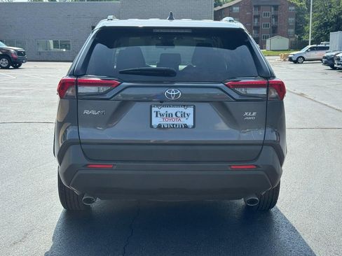 Used 2025 Toyota RAV4 XLE AWD/4WD image 6