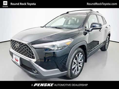 Certified 2025 Toyota Corolla Cross XLE w/ Convenience Package FWD image 1