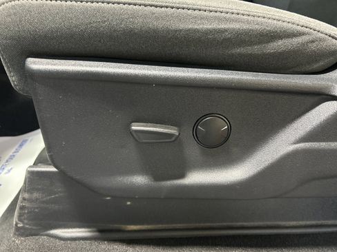 Used 2024 Ford F250 XLT image 13