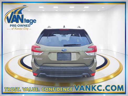 Certified 2024 Subaru Forester Premium AWD/4WD image 7