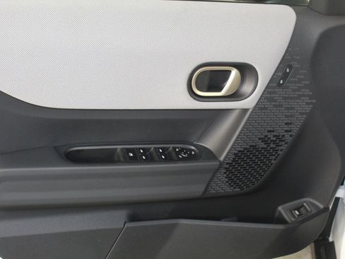 Used 2025 MINI Cooper S image 11