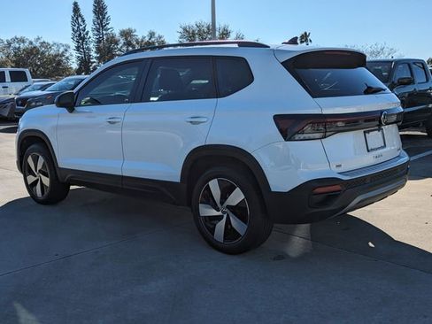 Used 2025 Volkswagen Taos S image 8