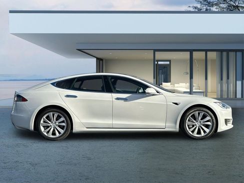 Used 2017 Tesla Model S 75 image 3