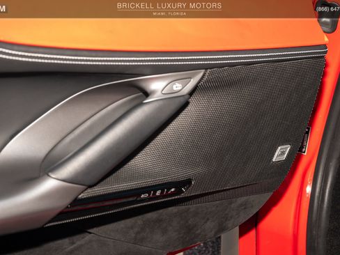 Used 2022 Ferrari SF90 Spider image 62