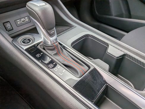 New 2025 Nissan Sentra SR image 22