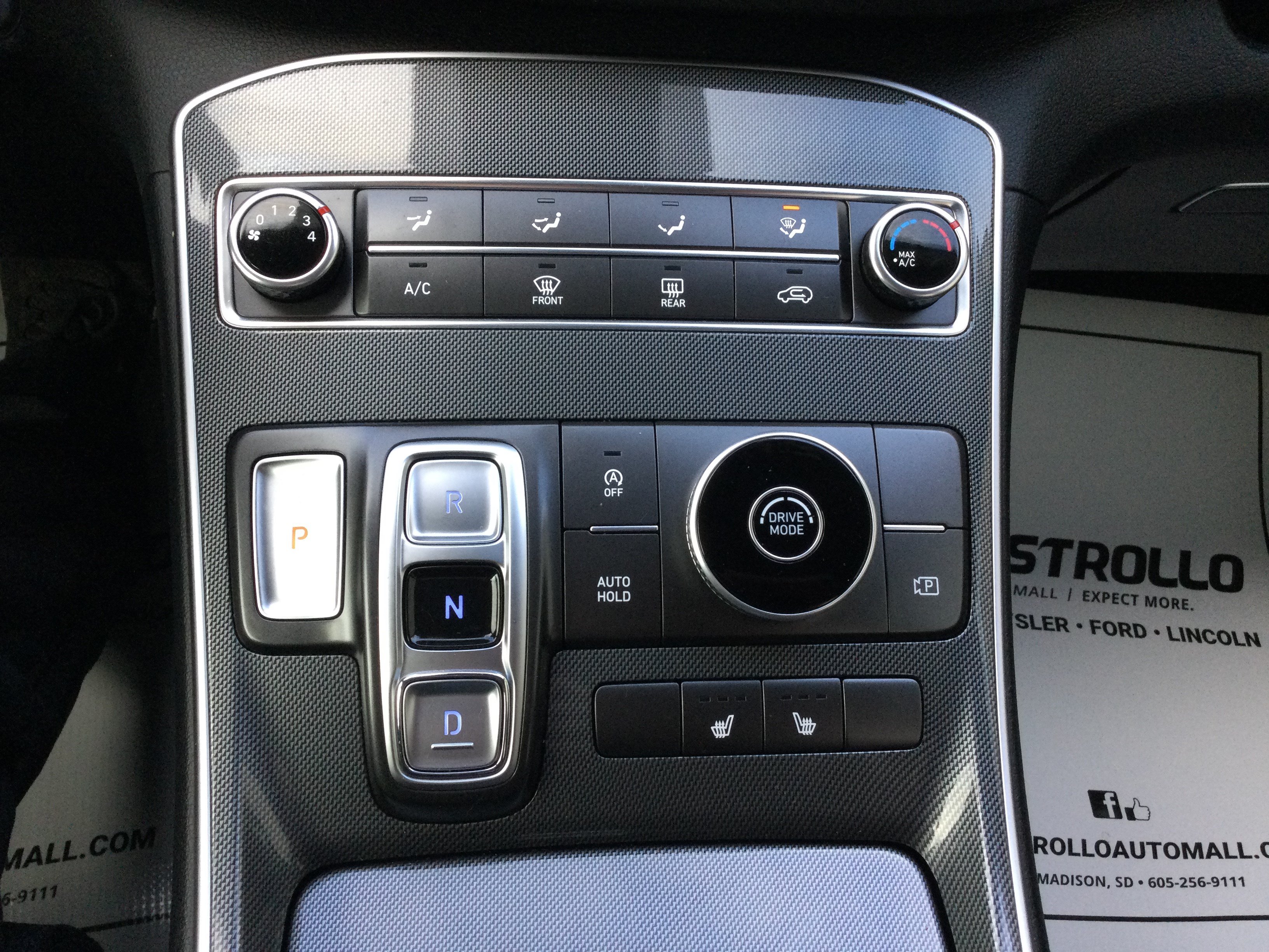 Used 2022 Hyundai Santa Fe SEL FWD image 12